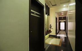 Hotel O Everest Inn Hotel