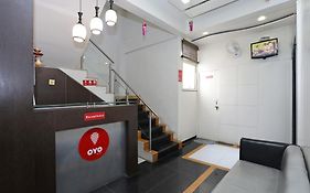 Hotel O Everest Inn Hotel